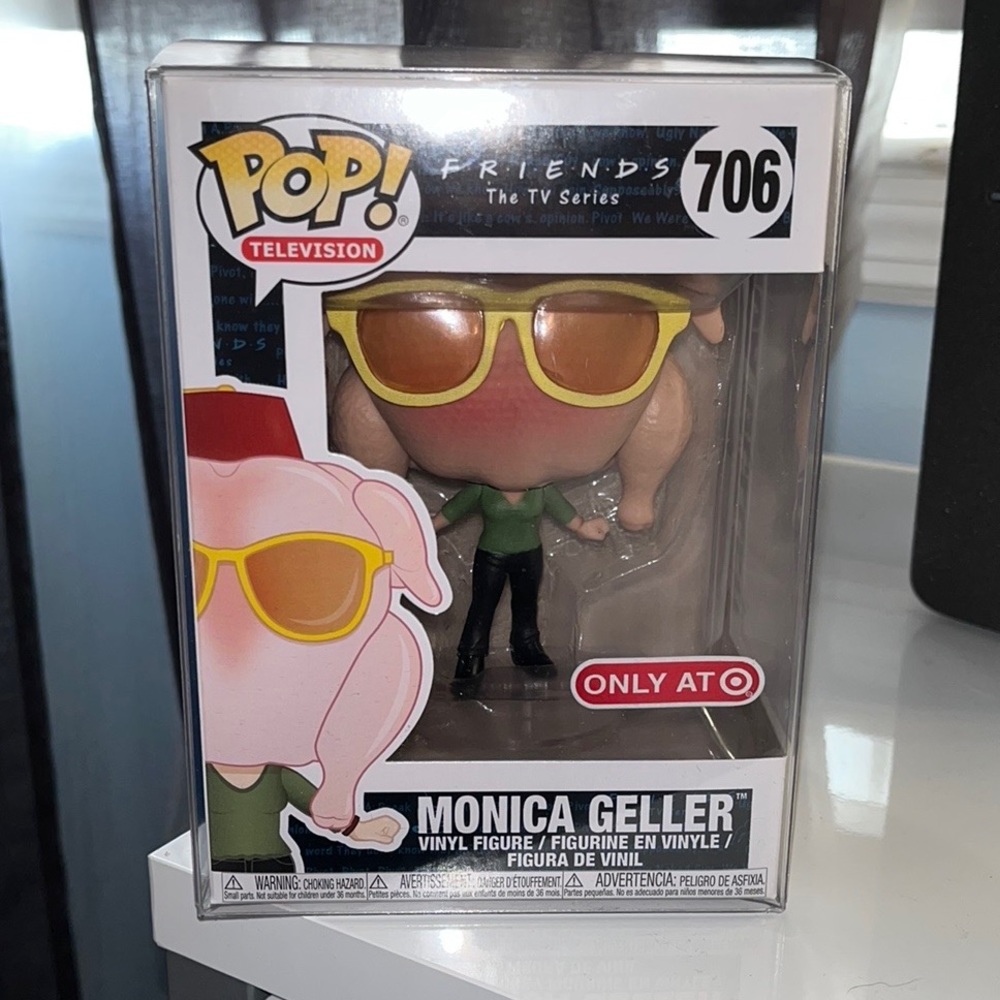 Funko Pop! #706 Monica Geller (Turkey Head) Vaulted